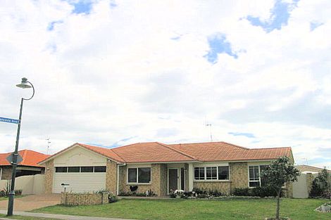 Photo of property in 68 Denny Hulme Drive, Mount Maunganui, 3116