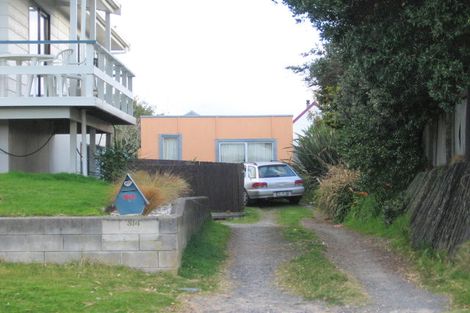 Photo of property in 814b Papamoa Beach Road, Papamoa Beach, Papamoa, 3118