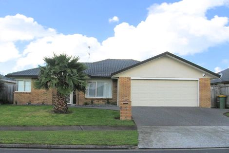 Photo of property in 3 Millisle Place, East Tamaki Heights, Auckland, 2016