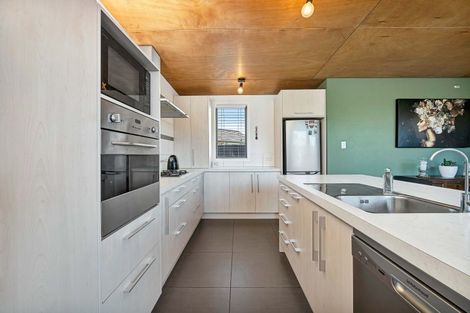 Photo of property in 14a Arawa Street, Welbourn, New Plymouth, 4312