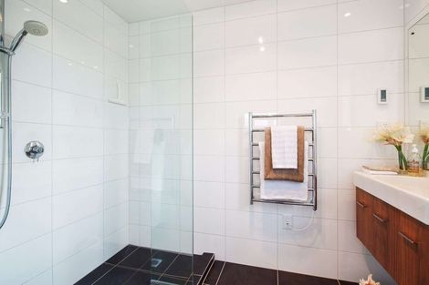 Photo of property in 76 Alverston Street, Waterview, Auckland, 1026