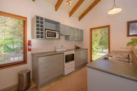 Photo of property in 760 Malaghans Road, Speargrass Flat, Queenstown, 9371