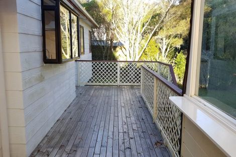 Photo of property in 28 Sunward Rise, Glenfield, Auckland, 0629