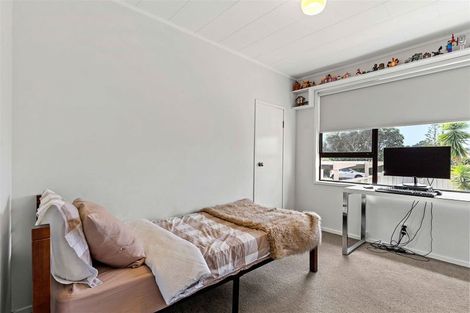 Photo of property in 1/86 Stanley Road, Glenfield, Auckland, 0629