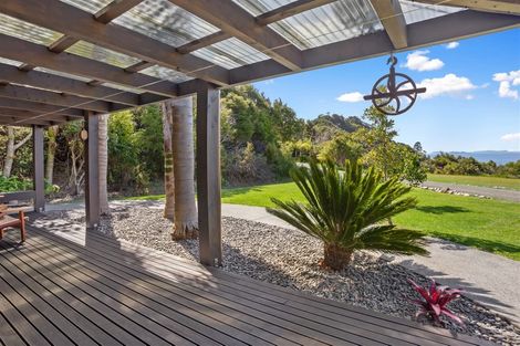 Photo of property in 556 Boat Harbour Road, Whenuakite, Whitianga, 3591