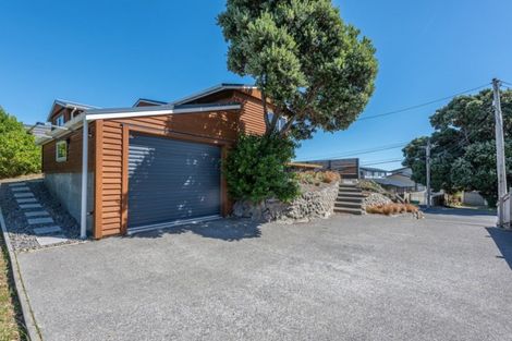 Photo of property in 186-188 Rosetta Road, Raumati South, Paraparaumu, 5032