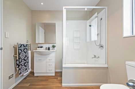 Photo of property in 6/19 Leeston Lake Road, Leeston, 7632