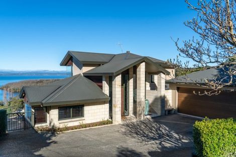 Photo of property in 2/71 Wakeman Road, Acacia Bay, Taupo, 3330