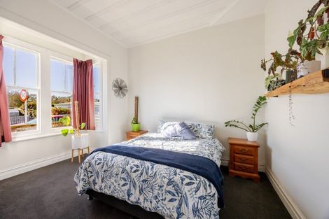 Photo of property in 61 Bibby Street, Waipawa, 4210