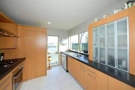 Photo of property in 16 Mona Vale Avenue, Riccarton, Christchurch, 8011