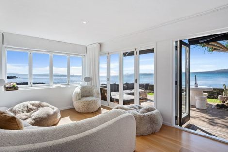 Photo of property in 2/259 Hurstmere Road, Takapuna, Auckland, 0622