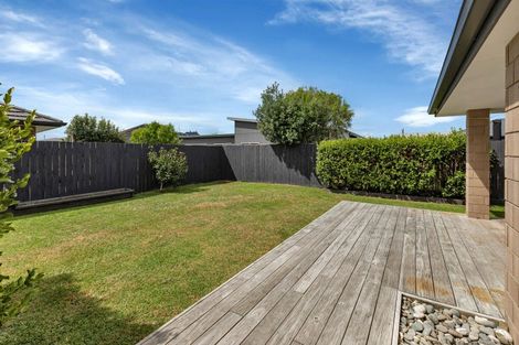 Photo of property in 21 Mariners Haven, One Tree Point, 0118