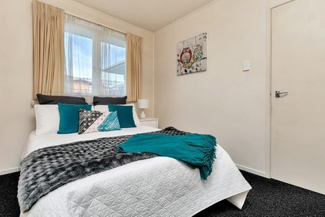 Photo of property in 16 Patts Avenue, Glendene, Auckland, 0602