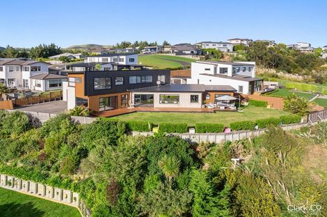 Photo of property in 131 Endeavour Drive, Whitby, Porirua, 5024