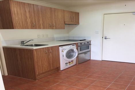 Photo of property in 7e/30 Westward Ho, Glen Eden, Auckland, 0602