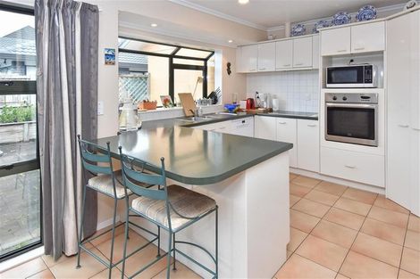 Photo of property in 59 Frank Nobilo Drive, Golflands, Auckland, 2013