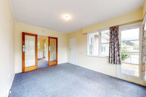 Photo of property in 3 Parenga Street, Wainuiomata, Lower Hutt, 5014