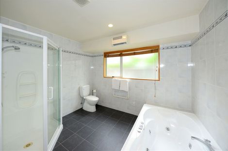 Photo of property in 26a Glenburn Place, Avonhead, Christchurch, 8042