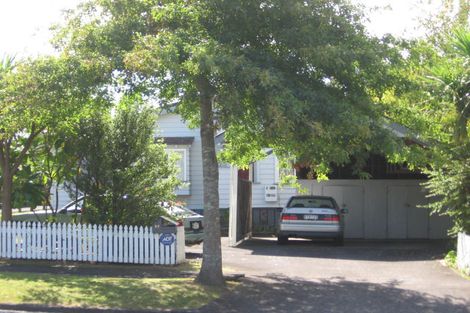 Photo of property in 1/17 Arawa Street, New Lynn, Auckland, 0600