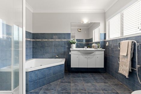 Photo of property in 86 Muricata Avenue, Mount Maunganui, 3116