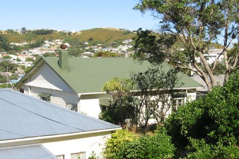 Photo of property in 9 Freeling Street, Island Bay, Wellington, 6023