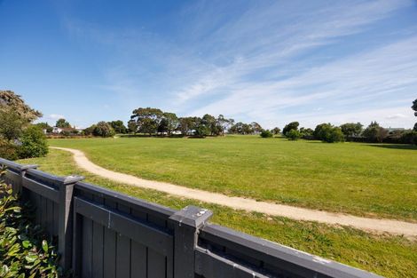 Photo of property in 20 Cargill Grove, Kelvin Grove, Palmerston North, 4414