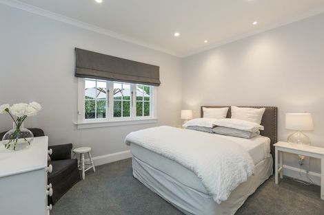 Photo of property in 9 Gillean Street, Havelock North, 4130