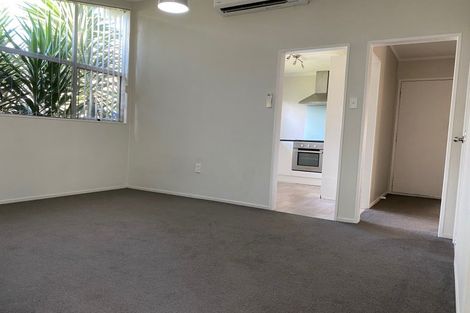 Photo of property in 70 Rowandale Avenue, Manurewa, Auckland, 2102