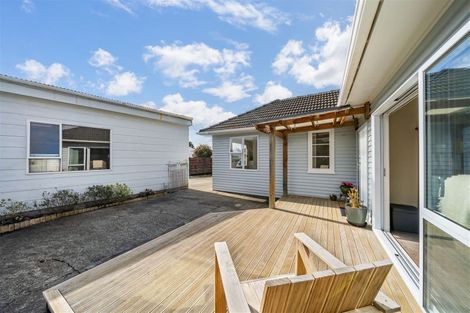 Photo of property in 140 Mcleod Street, Elderslea, Upper Hutt, 5018