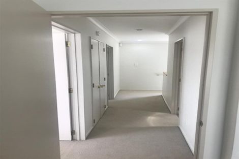 Photo of property in 26 Terracotta Drive, Blockhouse Bay, Auckland, 0600