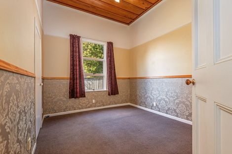 Photo of property in 1 Bryant Street, Takaro, Palmerston North, 4412