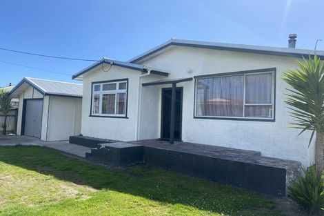 Photo of property in 121 Peel Street, Westport, 7825