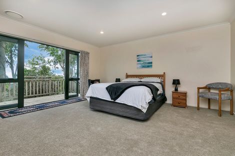 Photo of property in 125 Alf Access Road, Helensville, 0875