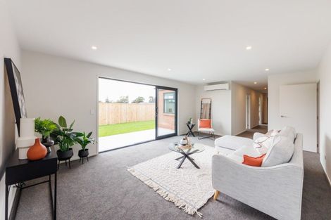 Photo of property in 9 Pahiki Crescent, Levin, 5510