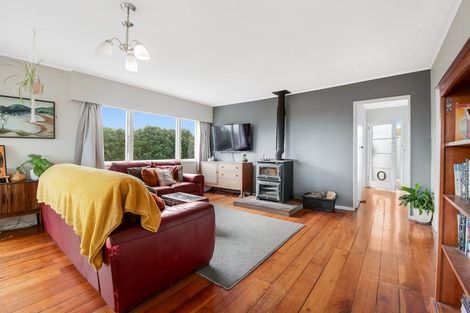 Photo of property in 3050 Kaipara Coast Highway, Glorit, Warkworth, 0984