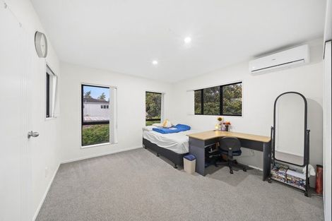 Photo of property in 5e James Road, Manurewa, Auckland, 2102