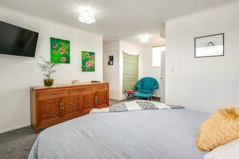 Photo of property in 10 Totara Street, Taradale, Napier, 4112
