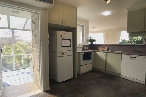 Photo of property in 12 Limmer Place, Browns Bay, Auckland, 0632