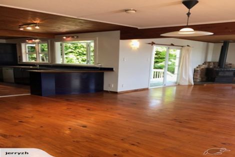 Photo of property in 83 Red Beach Road, Red Beach, 0932