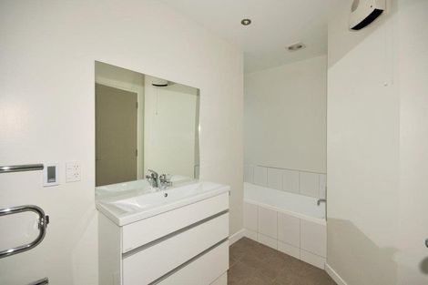 Photo of property in 12 Sunhaven Drive, Newlands, Wellington, 6037