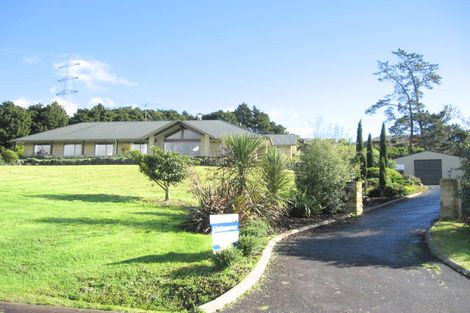 Photo of property in 152 Polo Prince Drive, Alfriston, Auckland, 2105