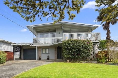 Photo of property in 57 Sherwood Road, Onerahi, Whangarei, 0110