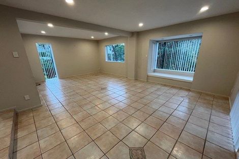 Photo of property in 1 Evelyn Road, Cockle Bay, Auckland, 2014