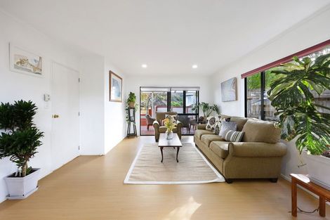 Photo of property in 2/57 Howe Street, Howick, Auckland, 2014