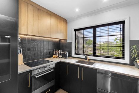 Photo of property in 42a Titoki Street, Palmerston North, 4414