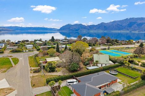 Photo of property in 4 Bodkin Street, Lake Hawea, Wanaka, 9382