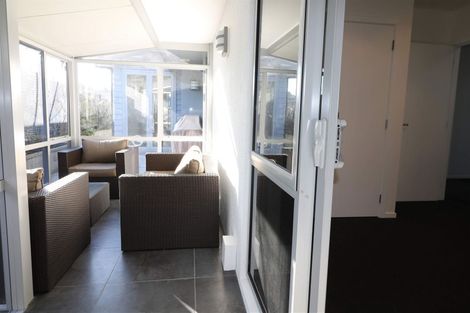 Photo of property in 92 Douglas Street, Highfield, Timaru, 7910