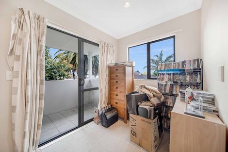 Photo of property in 21a Edmund Hillary Avenue, Papakura, 2110