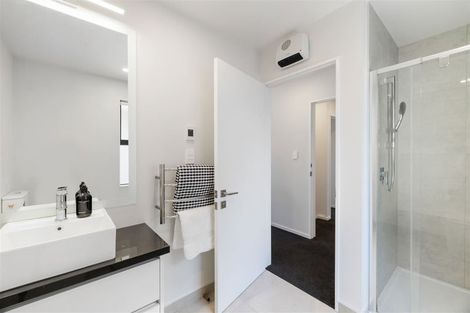 Photo of property in 9 Shingle Street, Sydenham, Christchurch, 8023