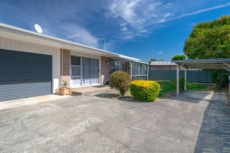 Photo of property in 15b Newbourne Crescent, Redwoodtown, Blenheim, 7201